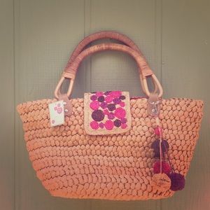 NWT Emma Rose "rosebud" straw beach tote bag.